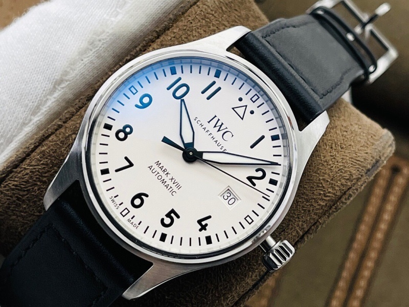 Watch0106