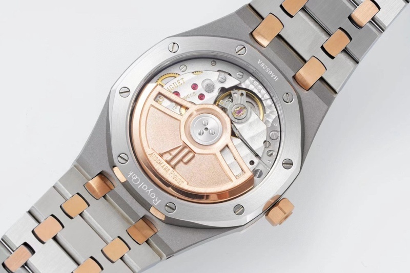 Watch0384