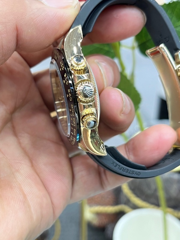 Watch0198