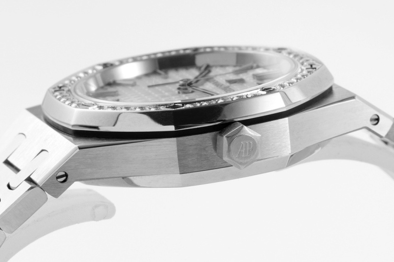 Watch0311
