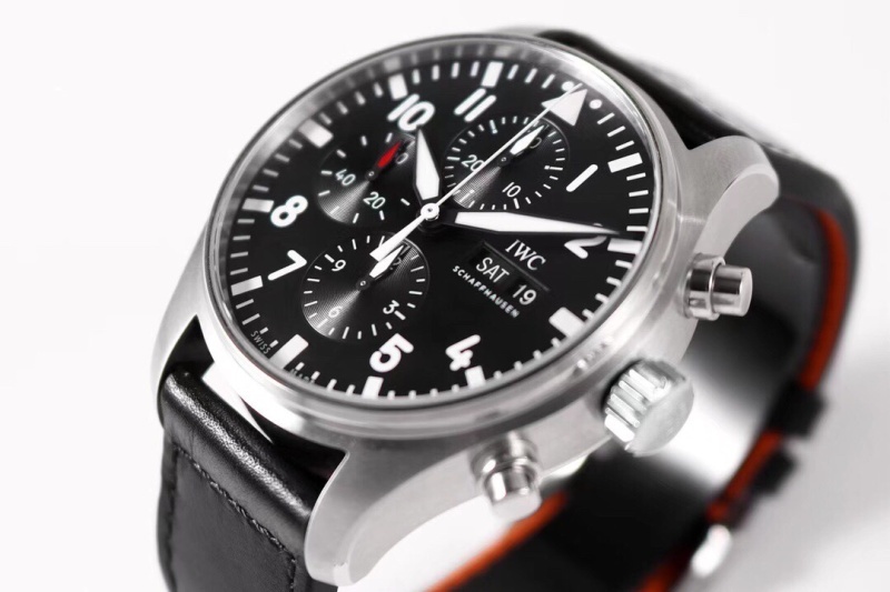 Watch0379