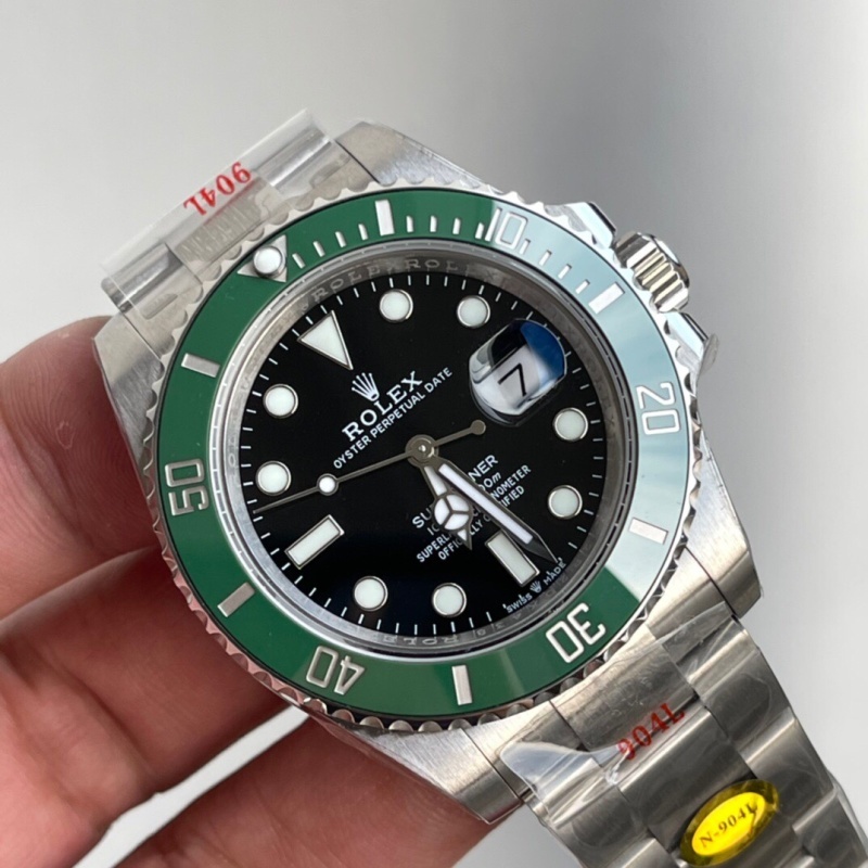 Watch0692