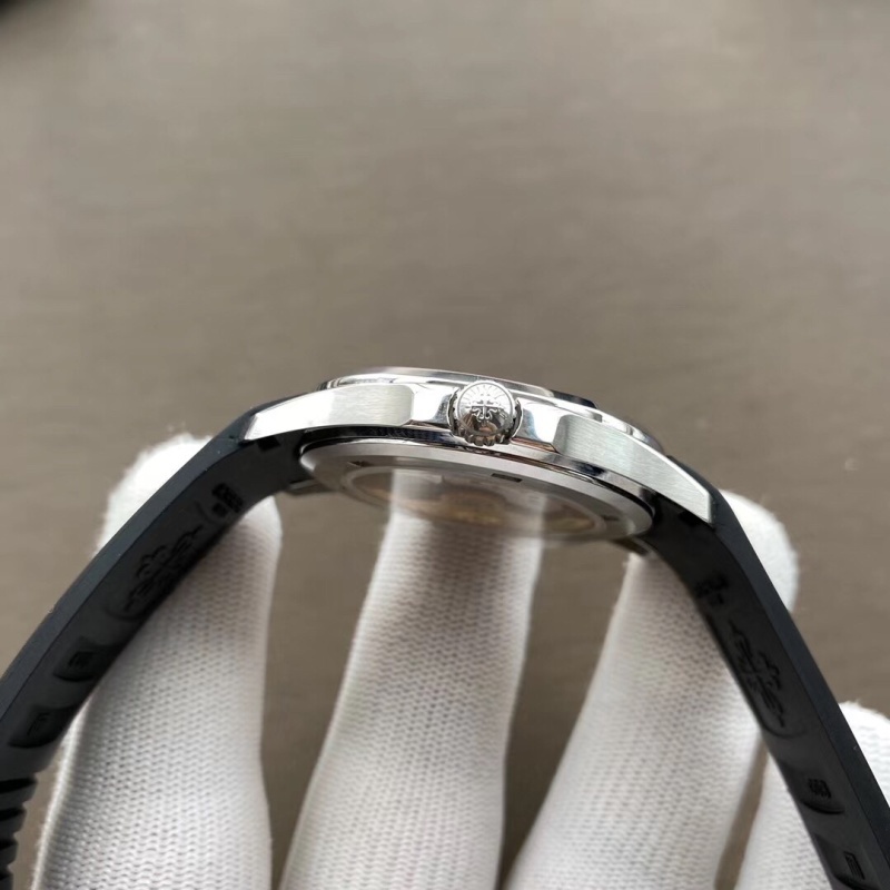 Watch0296