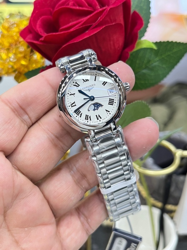 Watch0641
