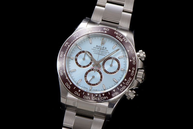 Watch0452