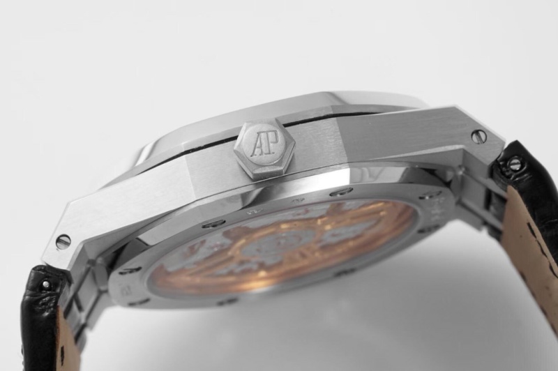 Watch0629