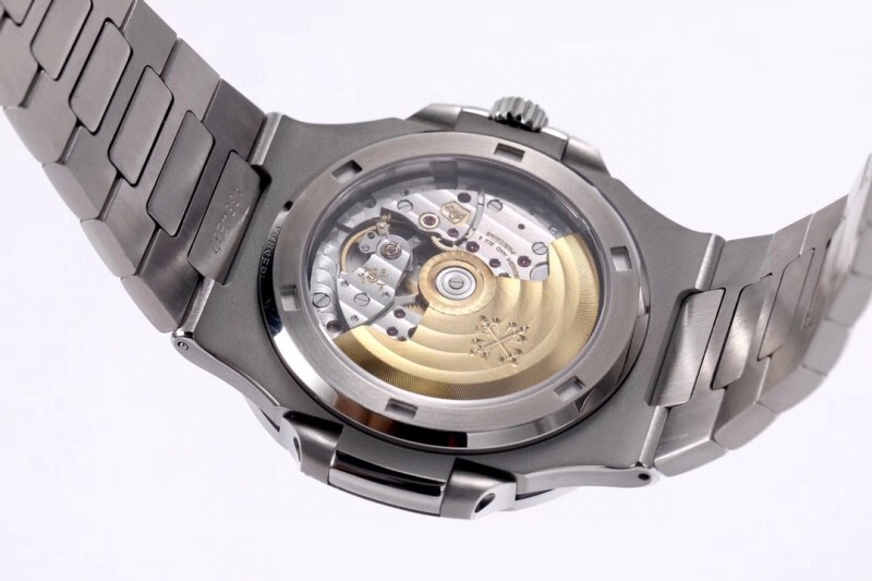 Watch0432