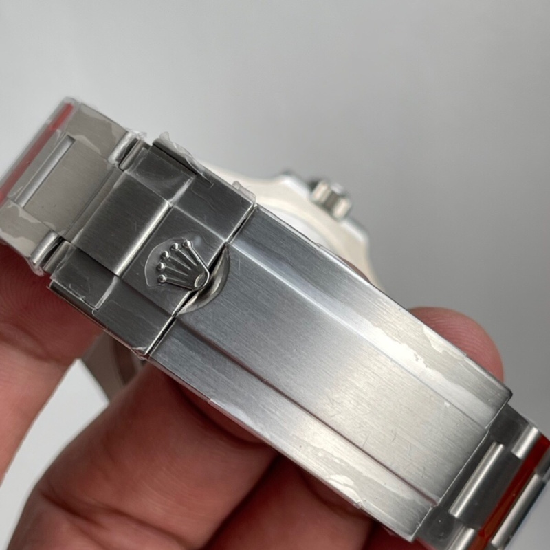 Watch0691