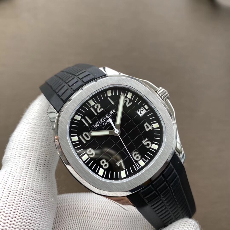 Watch0296