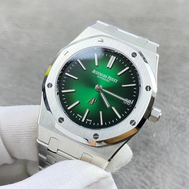 Watch0794