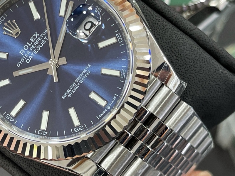 Watch0082