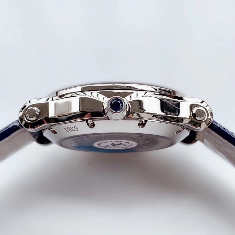 Watch0740