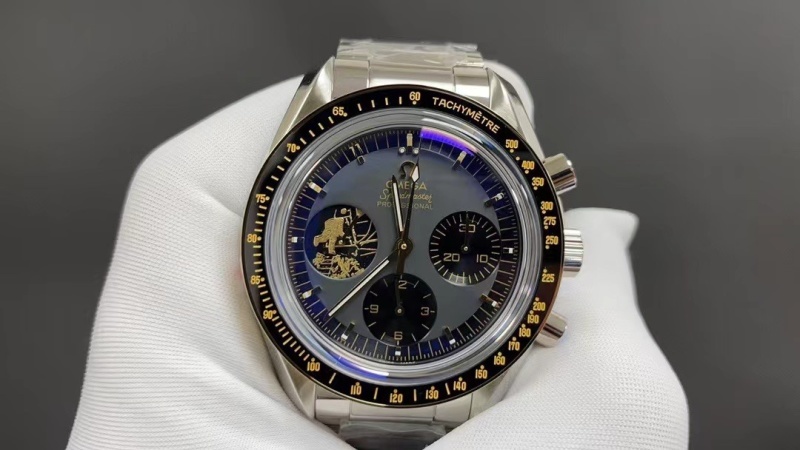 Watch0429