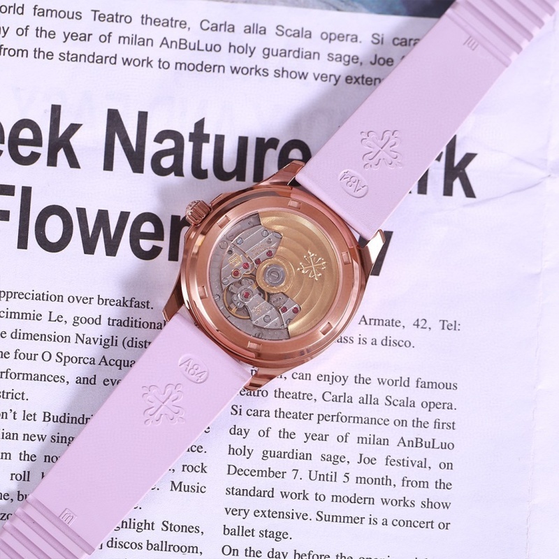 Watch0573