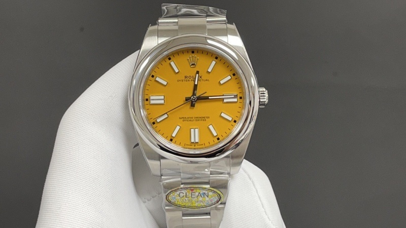 Watch0769