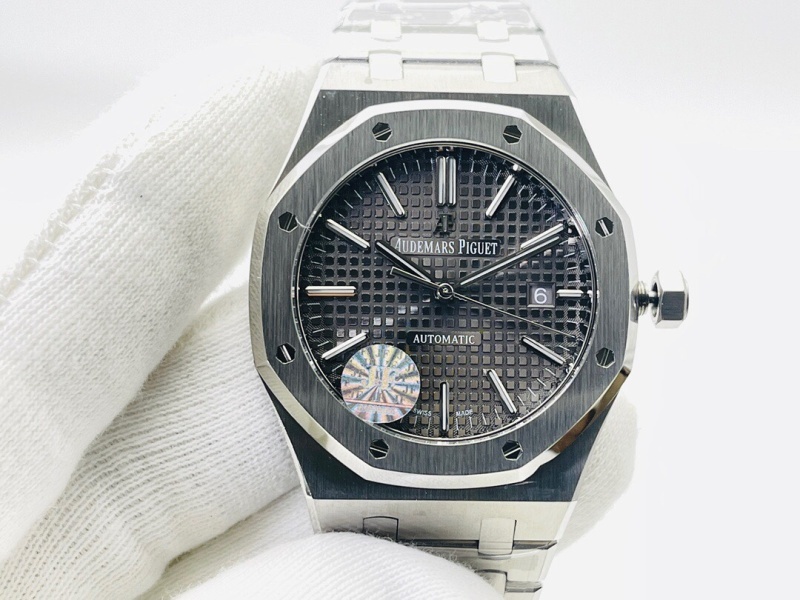 Watch0050