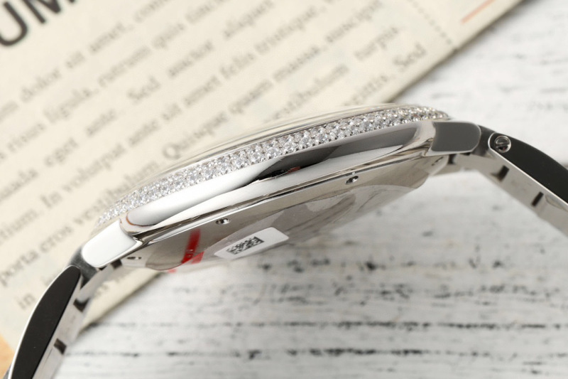 Watch0443