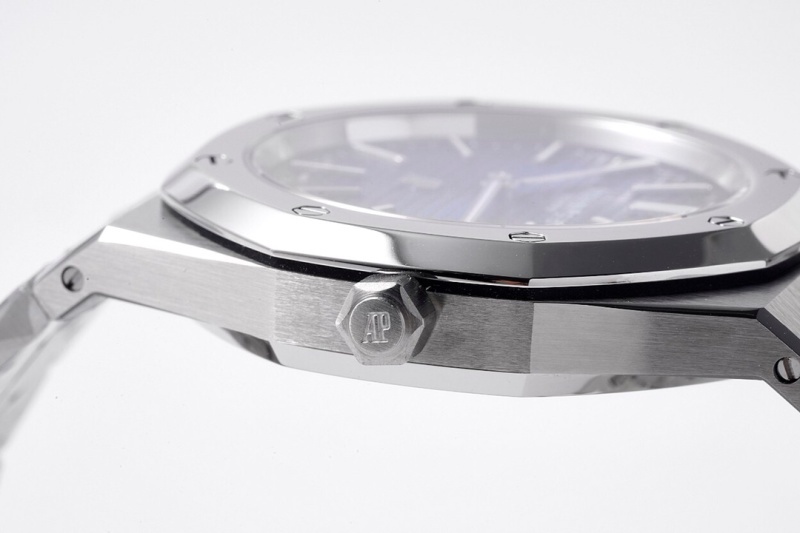 Watch0062