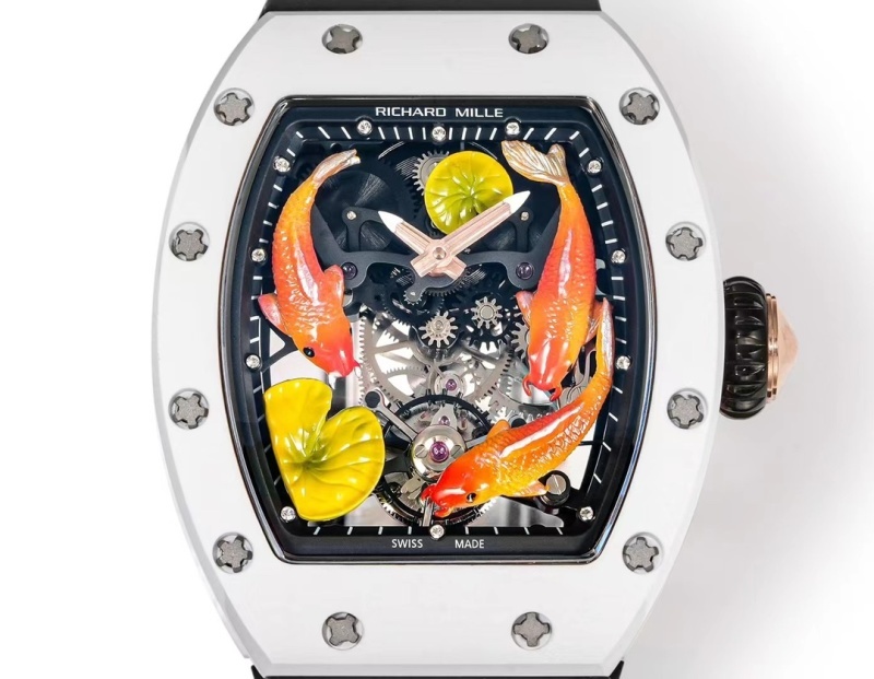 Watch0700