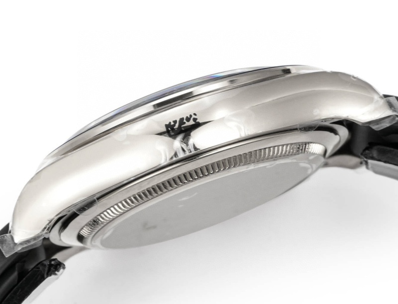 Watch0734