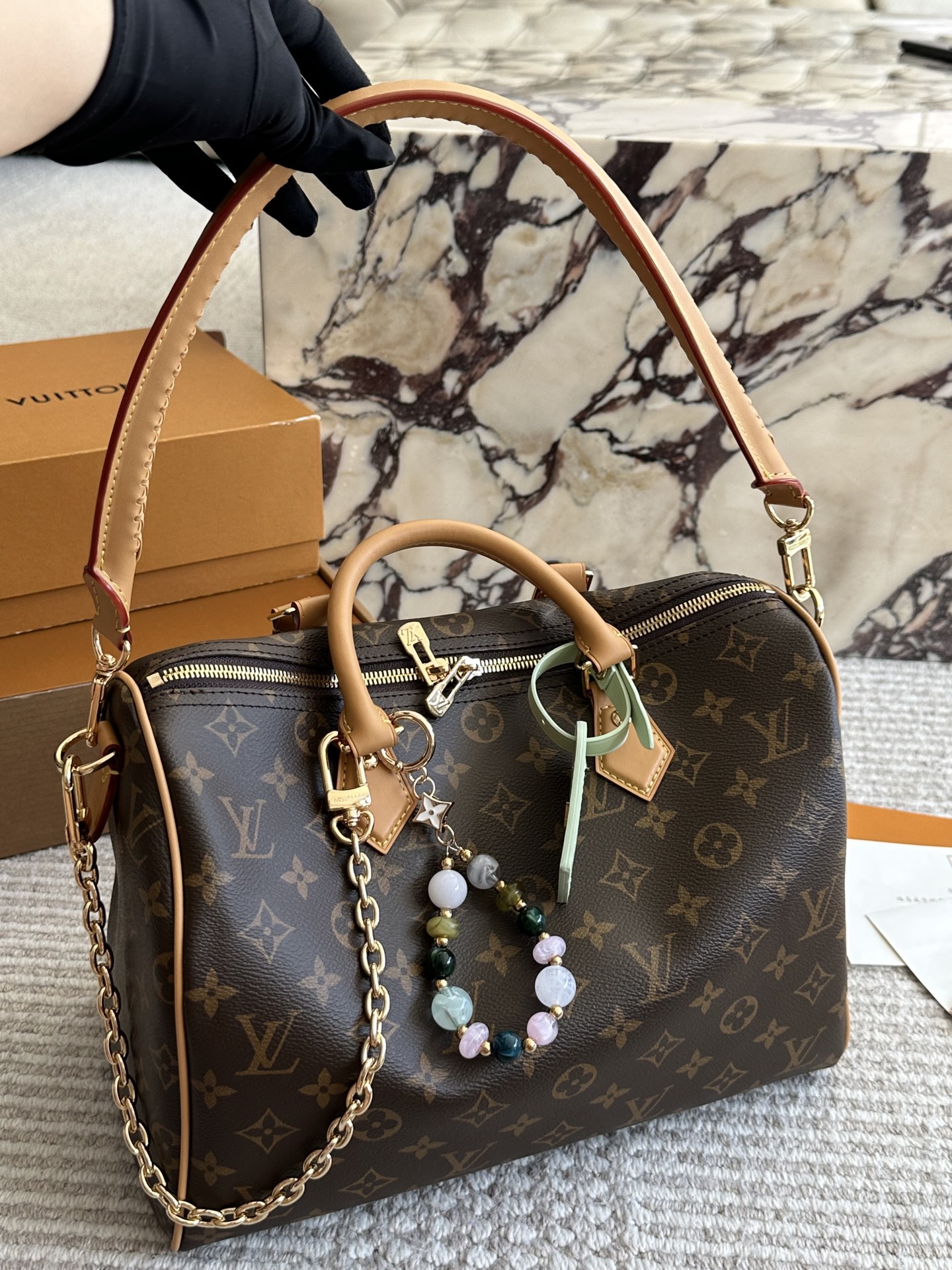 💰 235 配盒子 2025新款size：30cm L家 SPEEDY30 复刻版枕头包 原版五金 （折叠🎁） ⚠️新款肩带真的吼吼好看 搜索🔍 Lv 枕头包