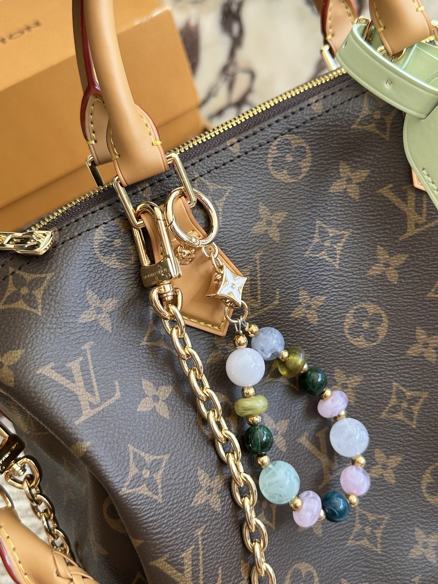 💰 235 配盒子 2025新款size：30cm L家 SPEEDY30 复刻版枕头包 原版五金 （折叠🎁） ⚠️新款肩带真的吼吼好看 搜索🔍 Lv 枕头包