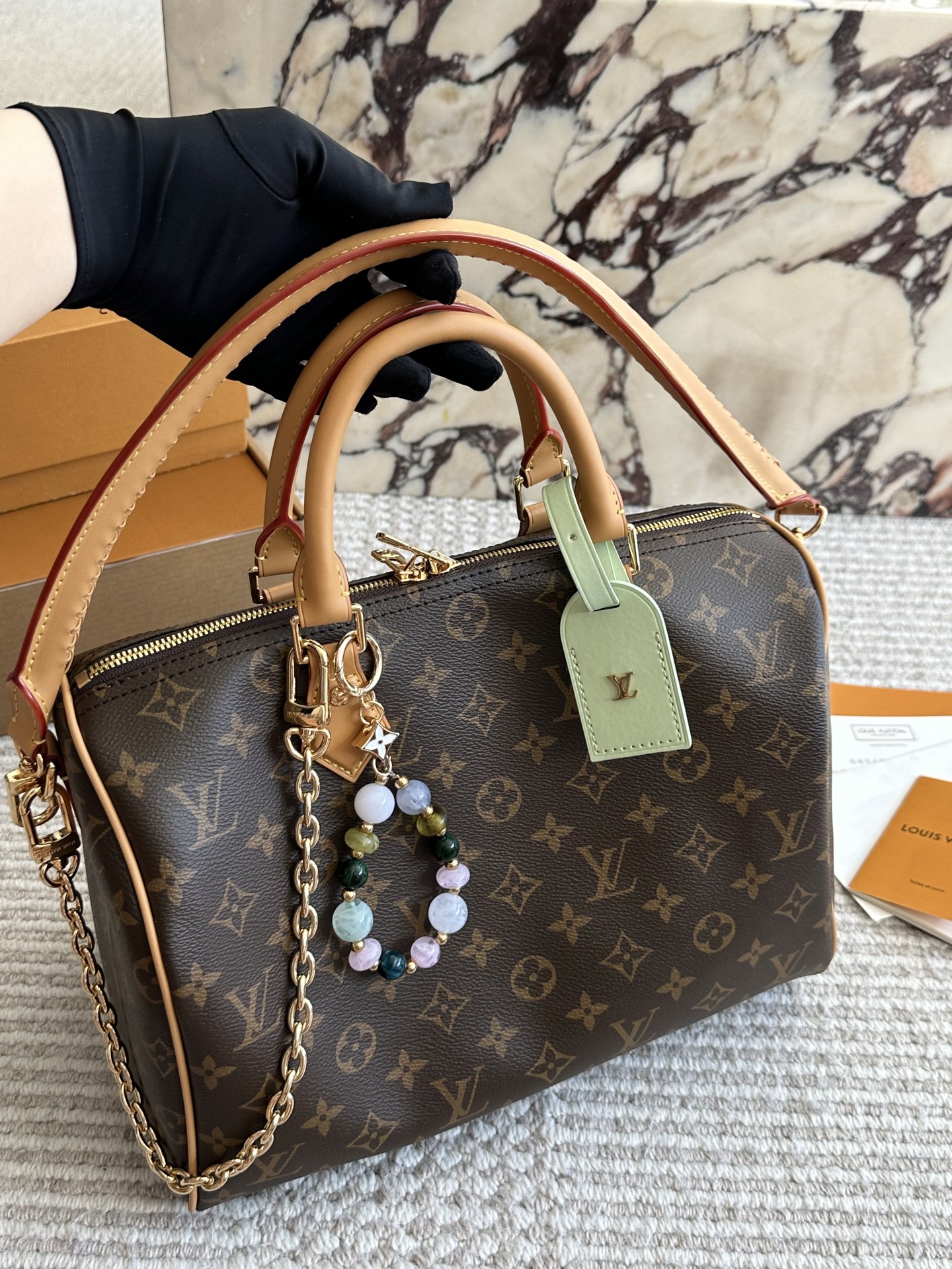 💰 235 配盒子 2025新款size：30cm L家 SPEEDY30 复刻版枕头包 原版五金 （折叠🎁） ⚠️新款肩带真的吼吼好看 搜索🔍 Lv 枕头包