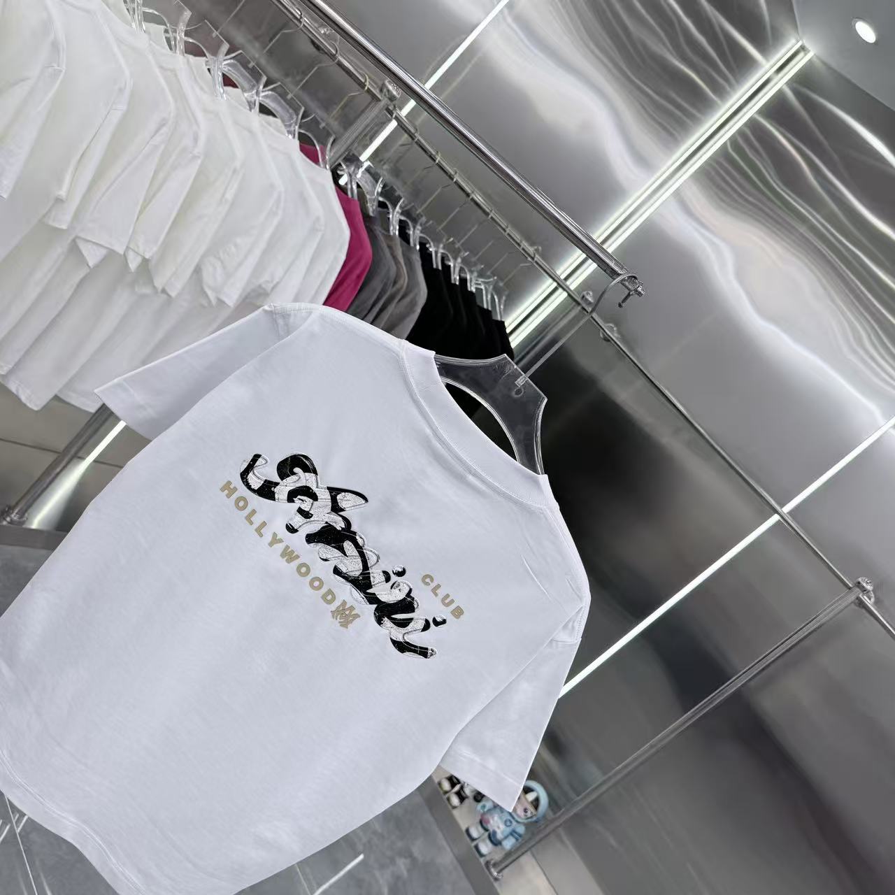 P85 AMLRI 2025春秋新款 320克 圆领短袖 立体彩色硅胶工艺 男女同款宽松版 S M L XL XXL 五个码 黑色 白色 灰色