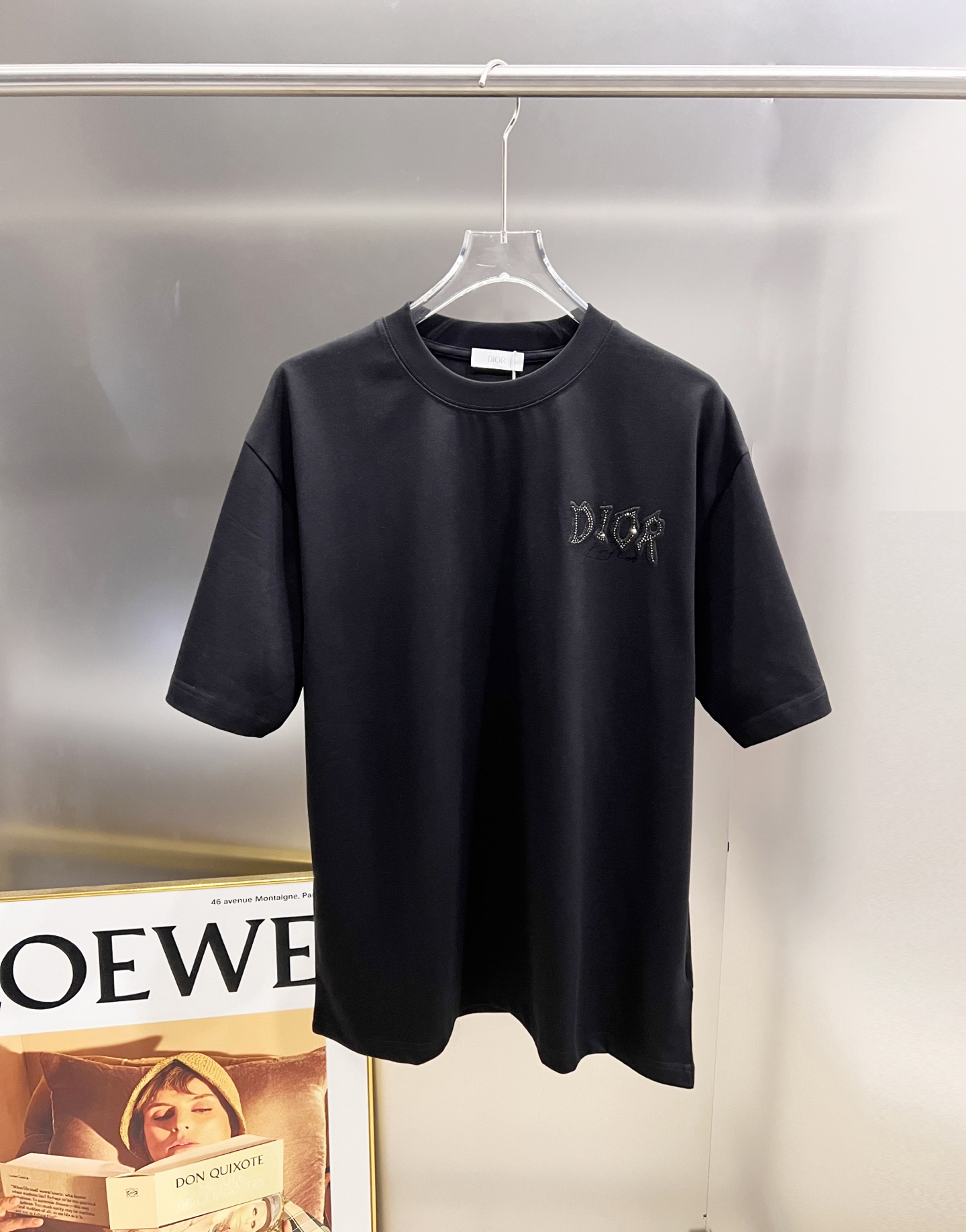 P80 Dio* 迪奥 2025秋冬新款 经典字母立体贴布工艺 简约大方 定制双纱平纹纯棉面料 短袖T恤 男女同款 尺码S M L XL XXL 五个码 黑色 白色