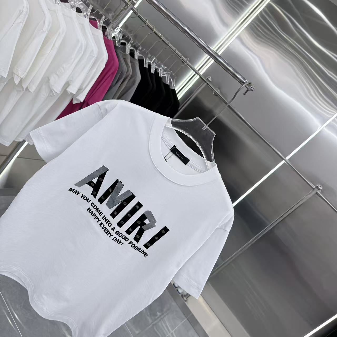 P80 AMLRI 2025春秋新款 320克 圆领短袖 五金柳钉➕立体硅胶工艺 男女同款宽松版 S M L XL XXL 五个码 黑色 白色 灰色