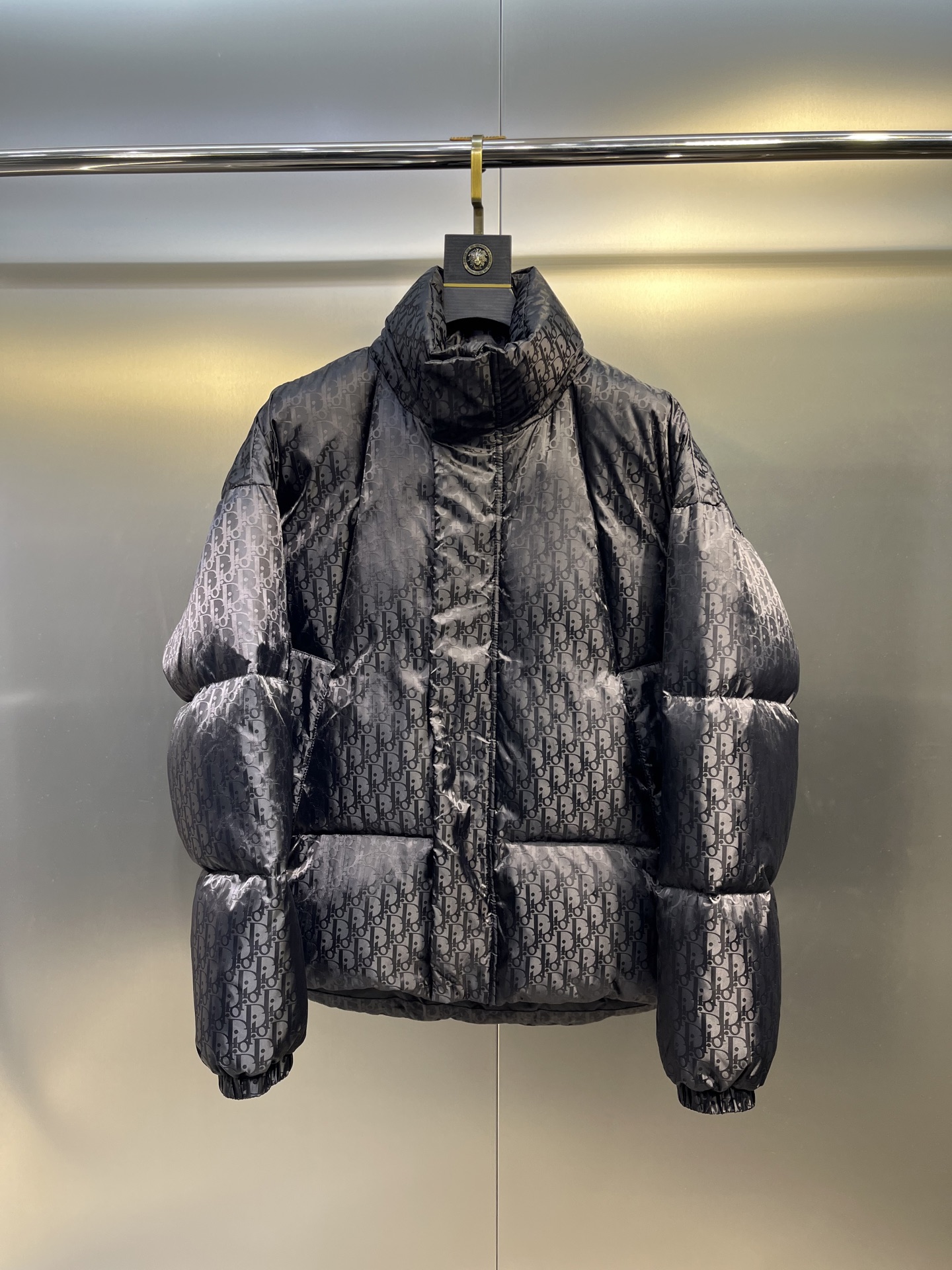 💰 380 Dior 经典机甲系列 黑色主调+满印提花面料 尺码：46 48 50 52 54码