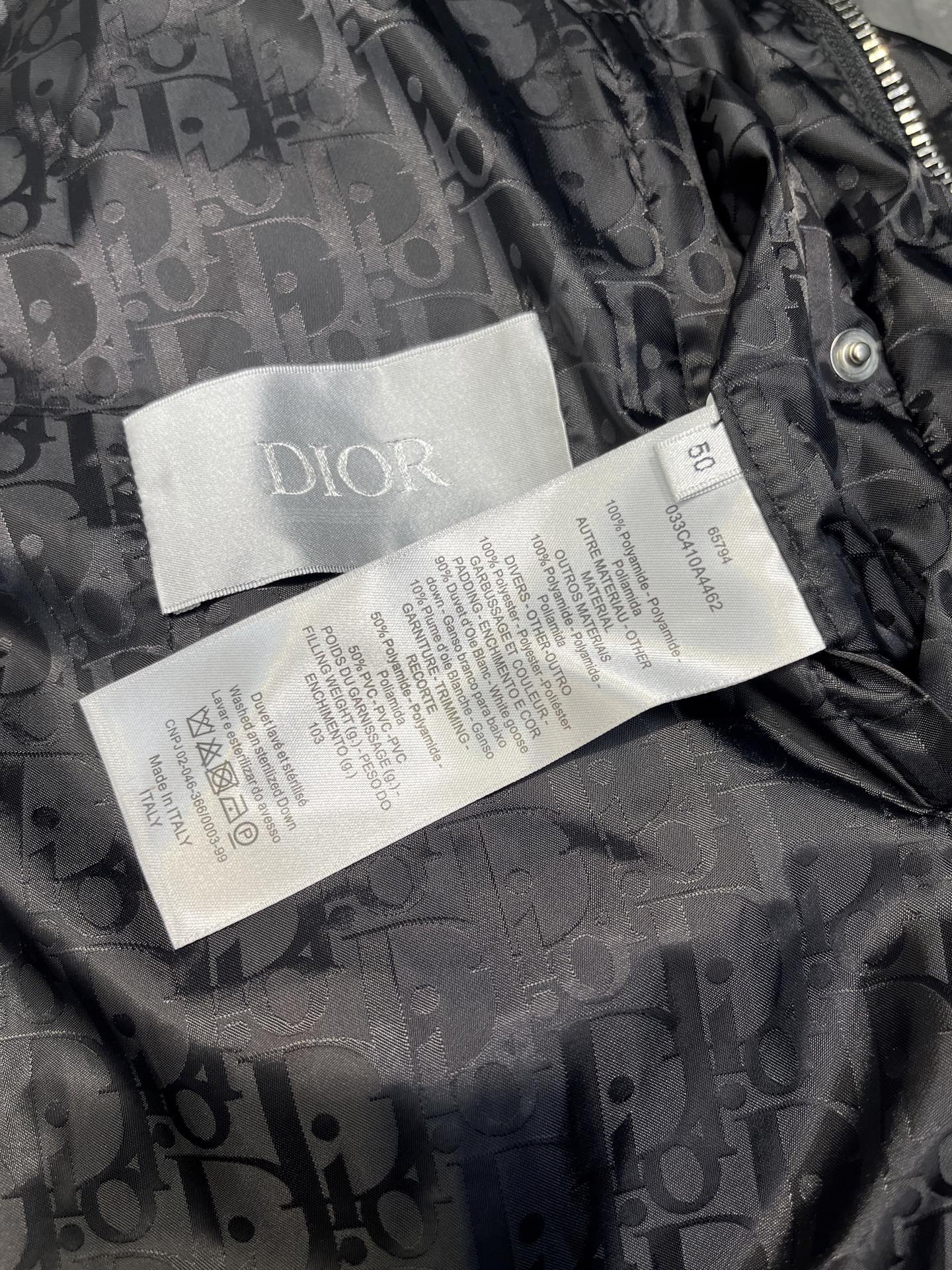 💰 380 Dior 经典机甲系列 黑色主调+满印提花面料 尺码：46 48 50 52 54码