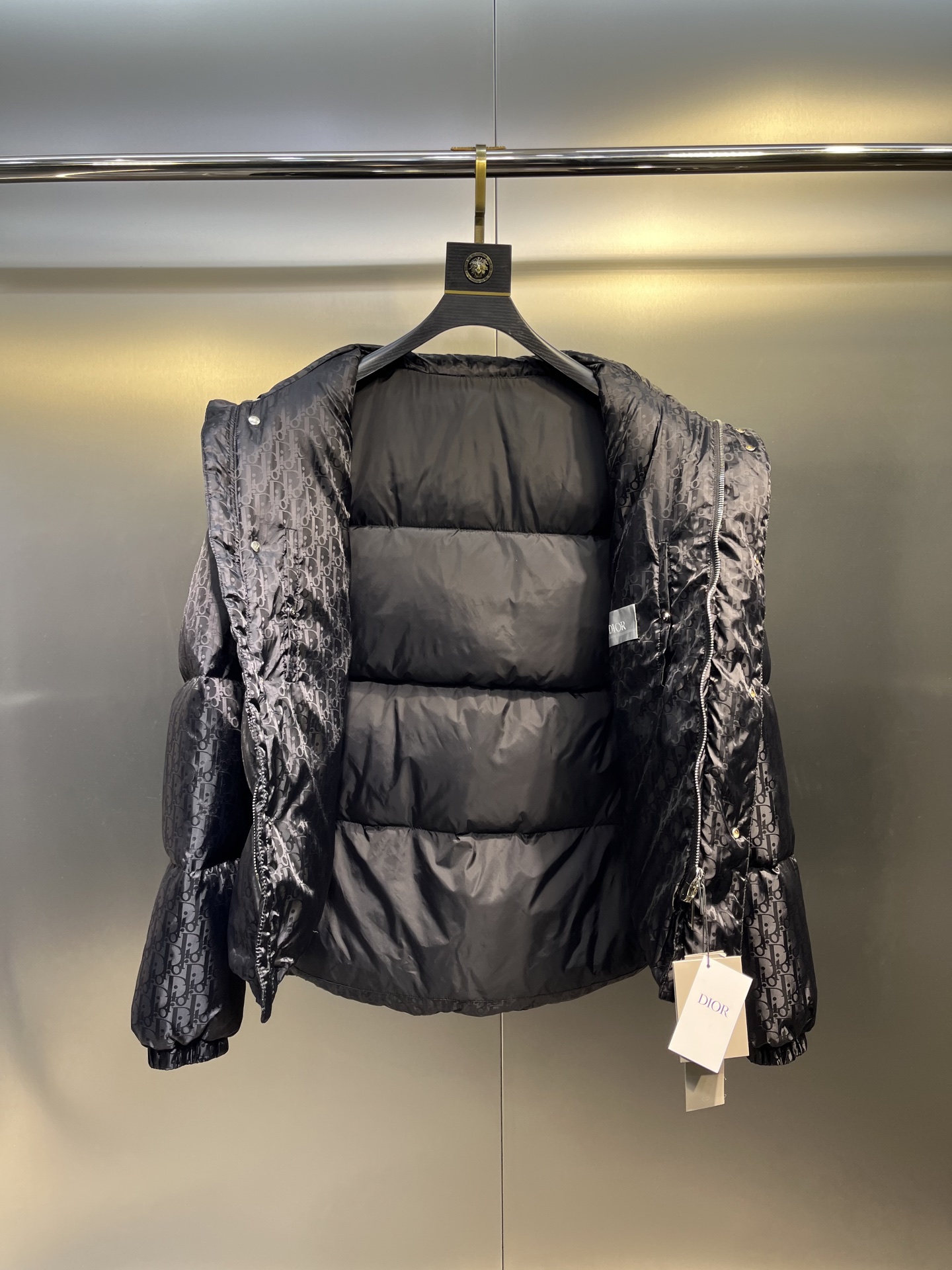 💰 380 Dior 经典机甲系列 黑色主调+满印提花面料 尺码：46 48 50 52 54码