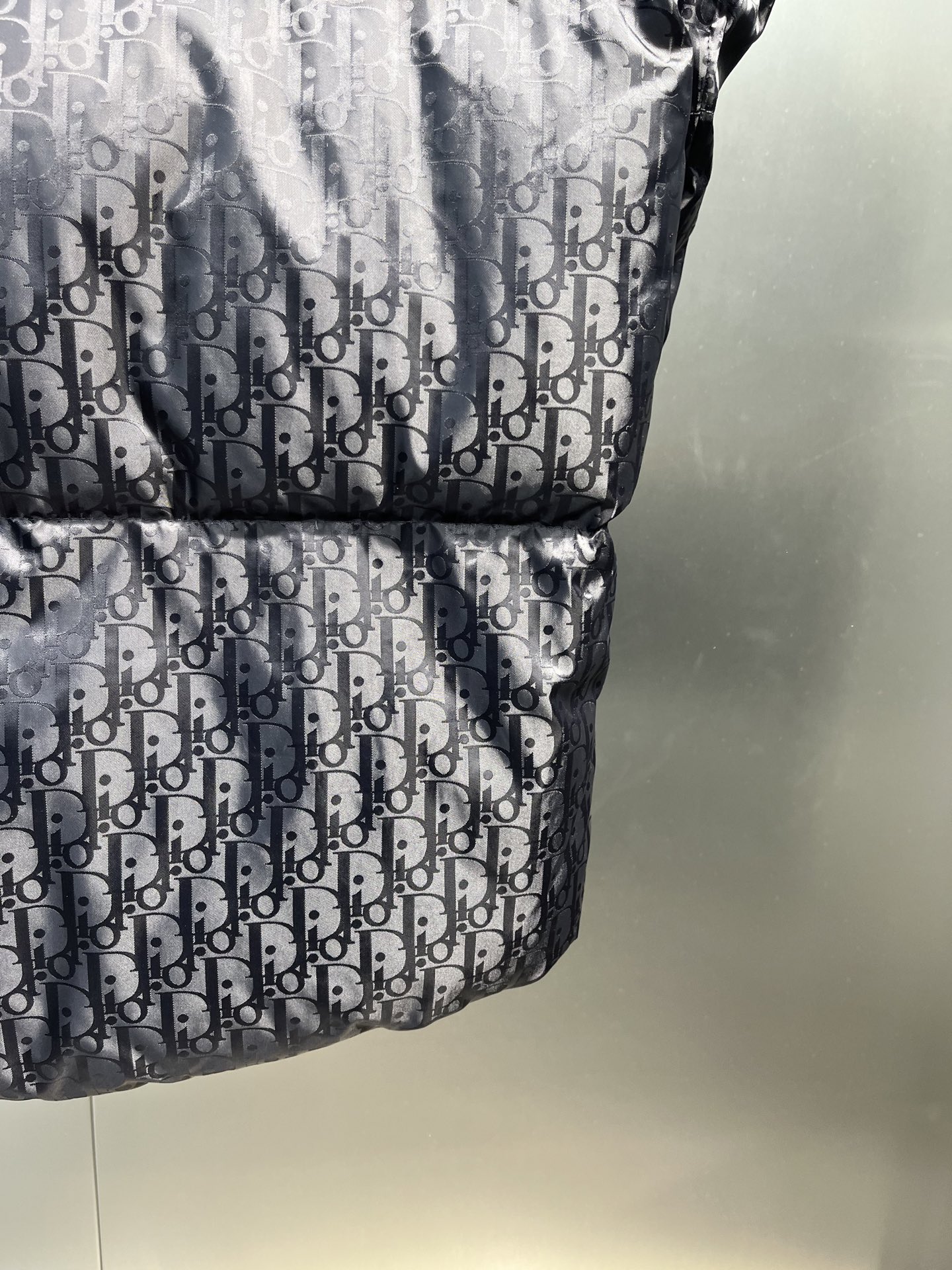 💰 380 Dior 经典机甲系列 黑色主调+满印提花面料 尺码：46 48 50 52 54码