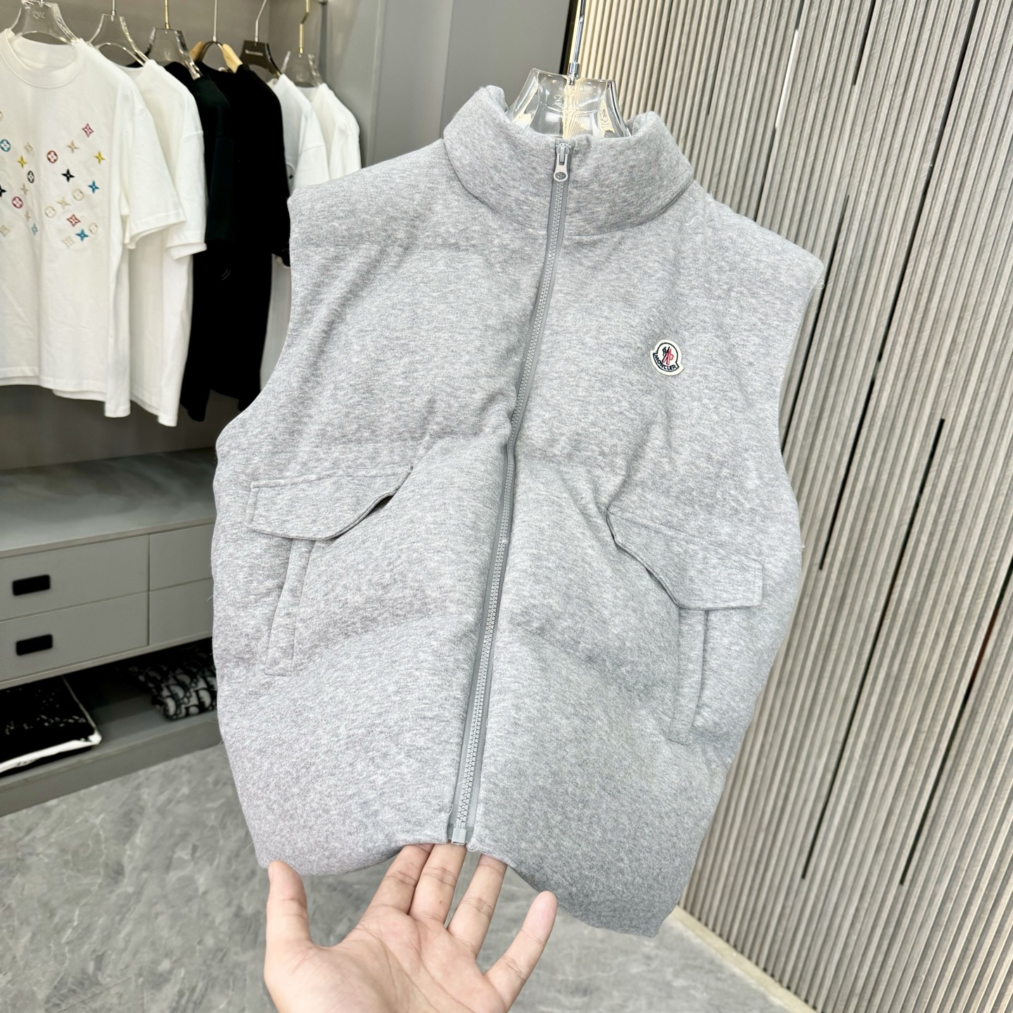 羽绒服活动价🔥🉐150 L XL?XXL 高品质 羽绒马甲（白鸭绒）🔥 速速（手慢无）