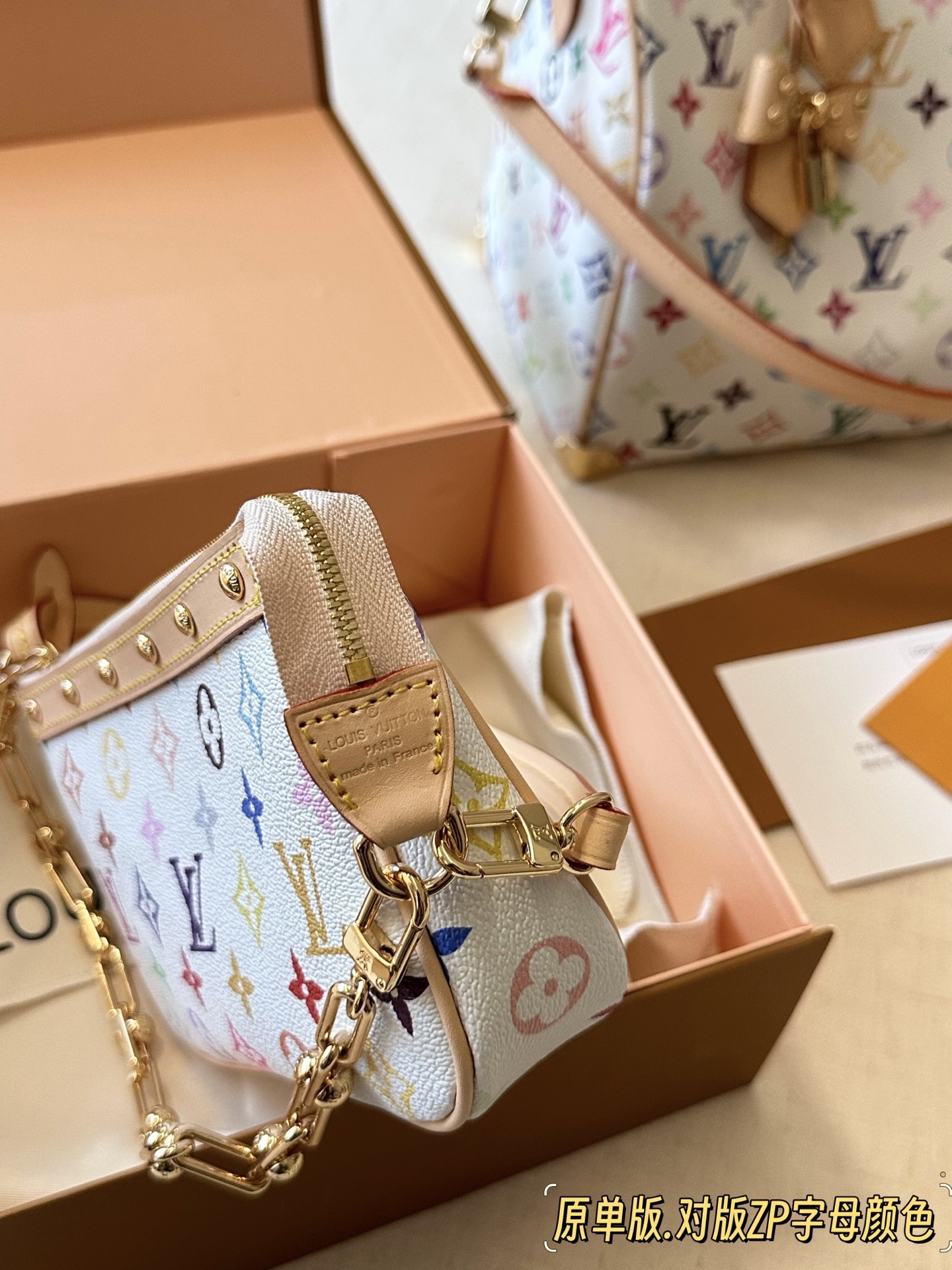 💰200 配盒 原单版 size：22*12cm L家 麻将包 ！复刻版 ⚠️短肩带！链条⛓️ 统统都有！！ 麻将包超百搭 真香腋下包