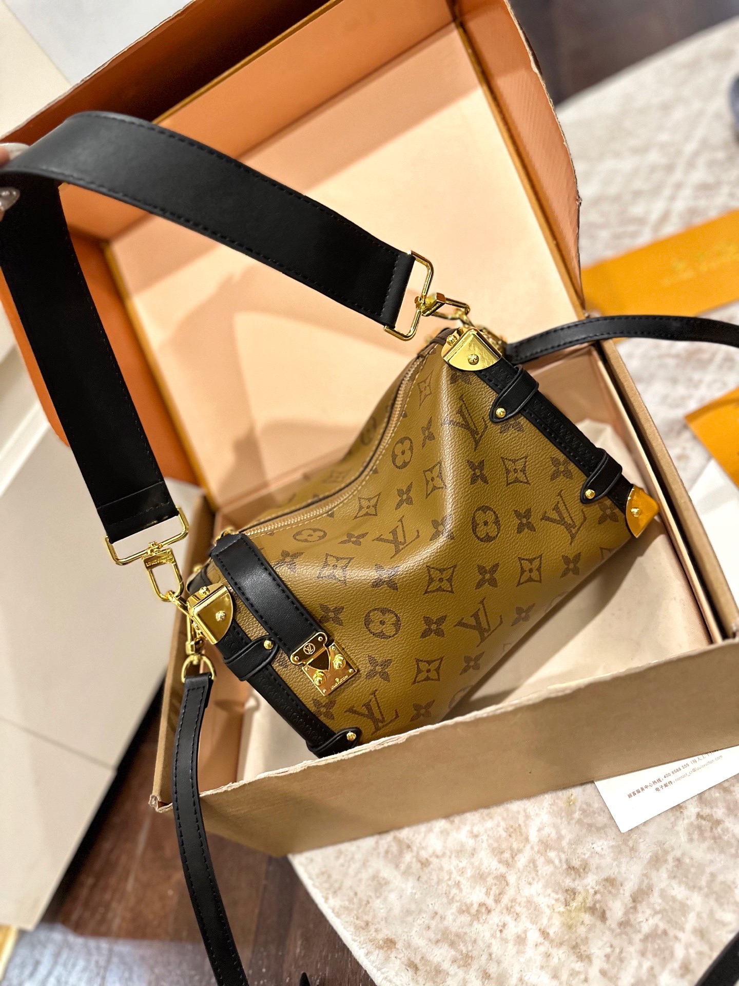 p200 官网双盒包装 size：23*16cm L家 25ss Ski系列盒子包王炸新款包 谷爱凌同款哦！ 超级洋气 upupup Sidetrunk真的出一個愛一個