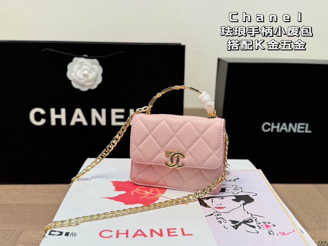 💰140 配盒 size：13*10cm 小香家 22s珐琅手柄小废包/零钱包/口红包 搭配K金五金 简直无法抗拒 coco珐琅镂空手柄能不爱吗