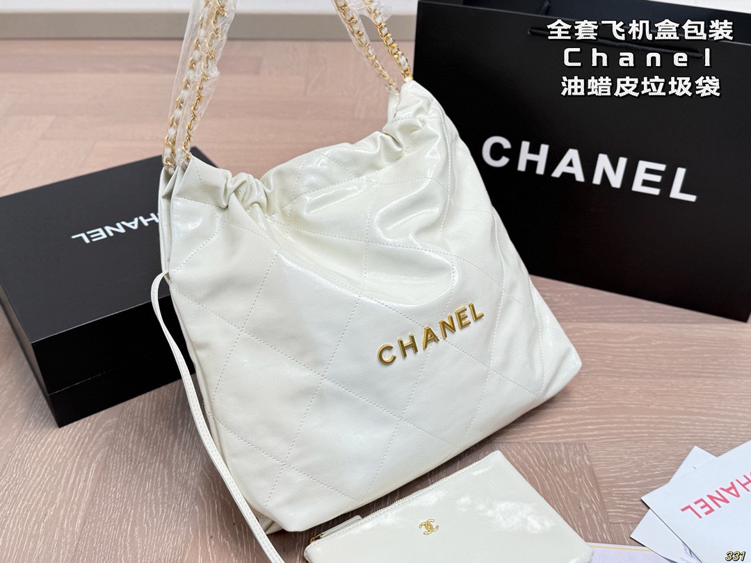 &yen;180全套飞机盒包装 油蜡皮香奈儿金币包购物袋 Chanel22bag垃圾袋真的太美啦 高级的情冷感扑面而来 超级酷 可盐可甜 给你淡淡的清新 日常出街首选 尺寸：39 42