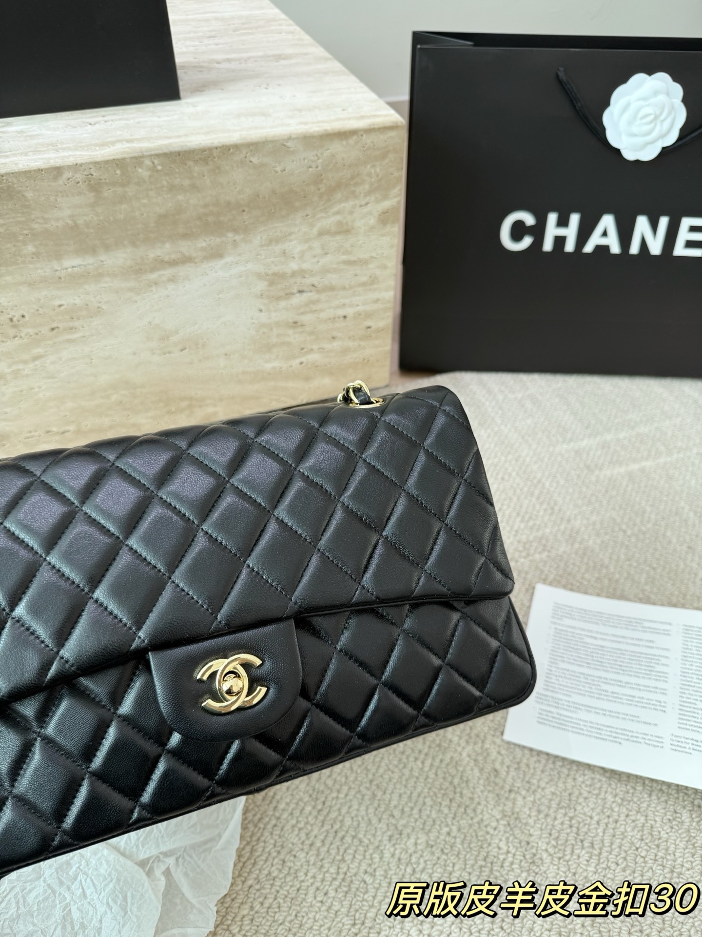 头层皮P250 Chanel香奈儿大号CF羊皮 Chanel 双盖双链 最近各大品牌都在炸大包！太酷啦！ 百搭容量大 真的很香 ！ 尺寸 30 17cm