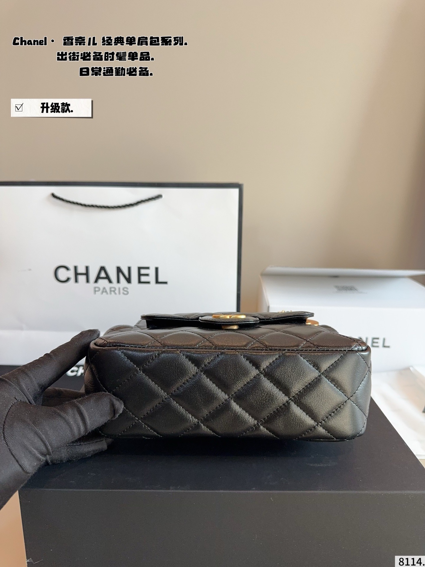 p240配礼盒🎁. 香奈儿CHANEL 精灵单肩背 真的很高级 日常通勤简直绝配 可盐可甜 极致美感 绝美女孩就是你尺寸：22*7*16cm