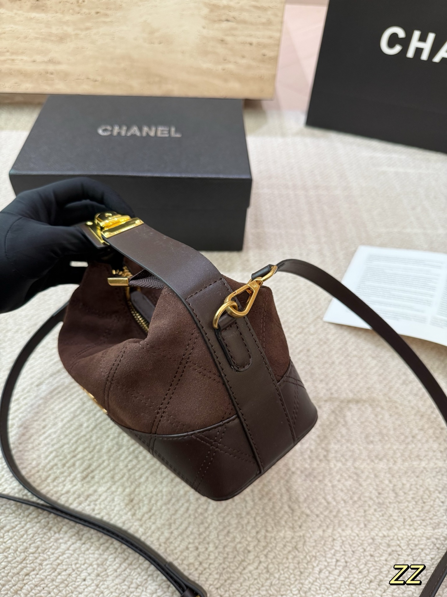 P130 麂皮 Chanel香奈儿饭盒包 中古系列 可手提 可斜挎 配礼盒🎁尺寸19.16