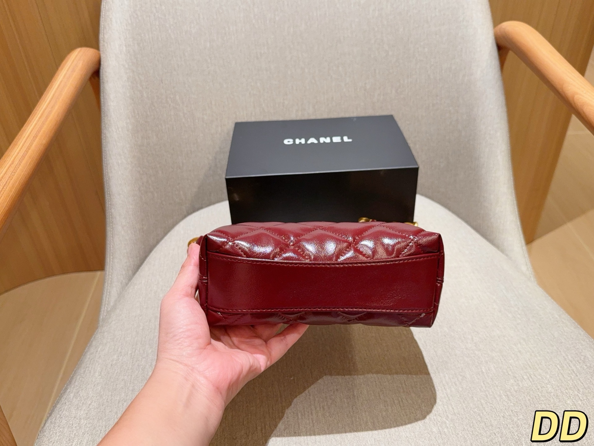 💰145 香奈儿Chanel 24A最新hobo油蜡皮腋下包 尺寸20&times;19&times;8 礼盒包装🎁