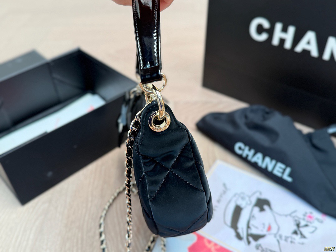 &yen;190全套飞机盒包装 25N🎿滑雪胶囊系列 香奈儿Chanel链条包 自由炙热 舒适惬意 优雅是你 随性也是你 尺寸22 15