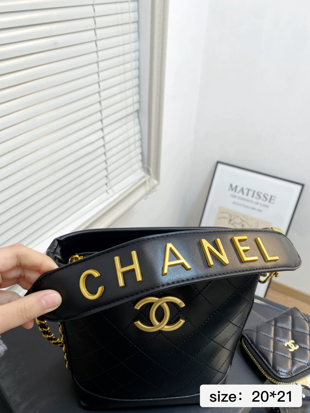 🅿️💰150 配盒子 尺寸20*21 经典香奈儿套盒 香奈儿包➕眼镜➕钱包 M3030