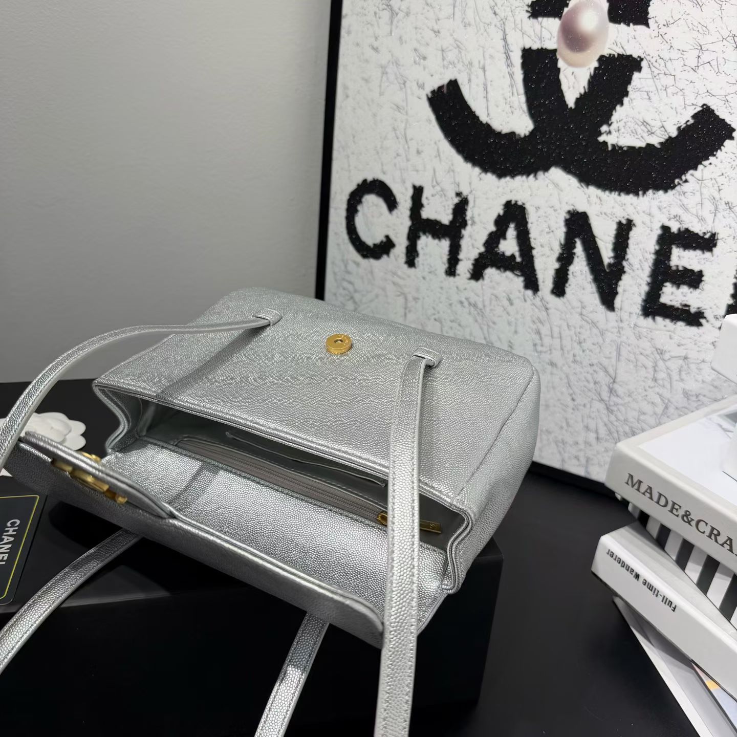 💰199包邮❗ OHANEL ❤️26CJennie明星同款🔥早春系列尺寸：22-15-6cm 材质：小颗粒牛皮