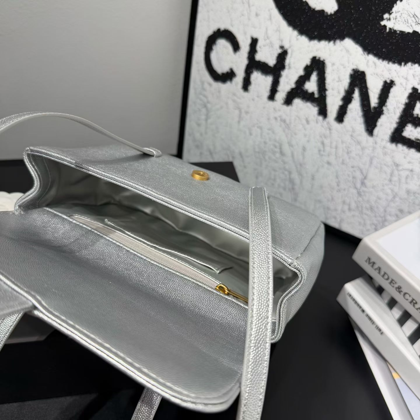 💰199包邮❗ OHANEL ❤️26CJennie明星同款🔥早春系列尺寸：22-15-6cm 材质：小颗粒牛皮