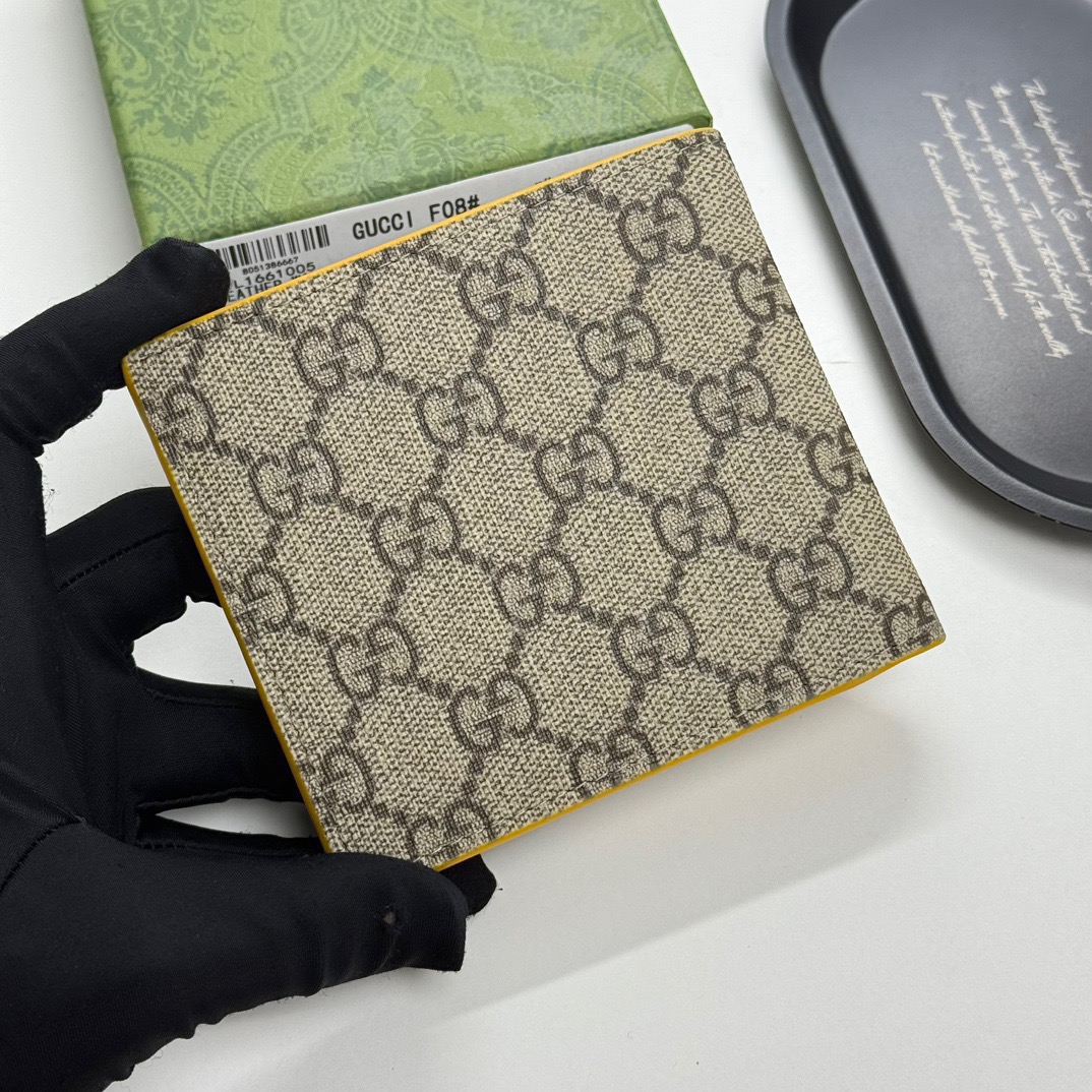 p75🎀GUCCI F08🎀颜色：黑胶／兰 啡胶／黄 啡胶／灰🎀尺寸：11*10*1.5 🎀GUCCl专柜最新款火爆登场！官网同步，精湛手工制作，实物拍摄，男女统用！