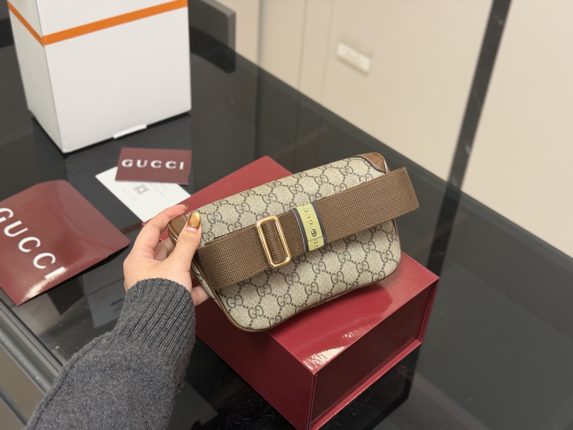 &yen;150 配全套包装 size：24*14cm 原单古奇新款腰包 赶紧抢 ‼️‼️ 看好每个细节 自己细品 ‼️👍