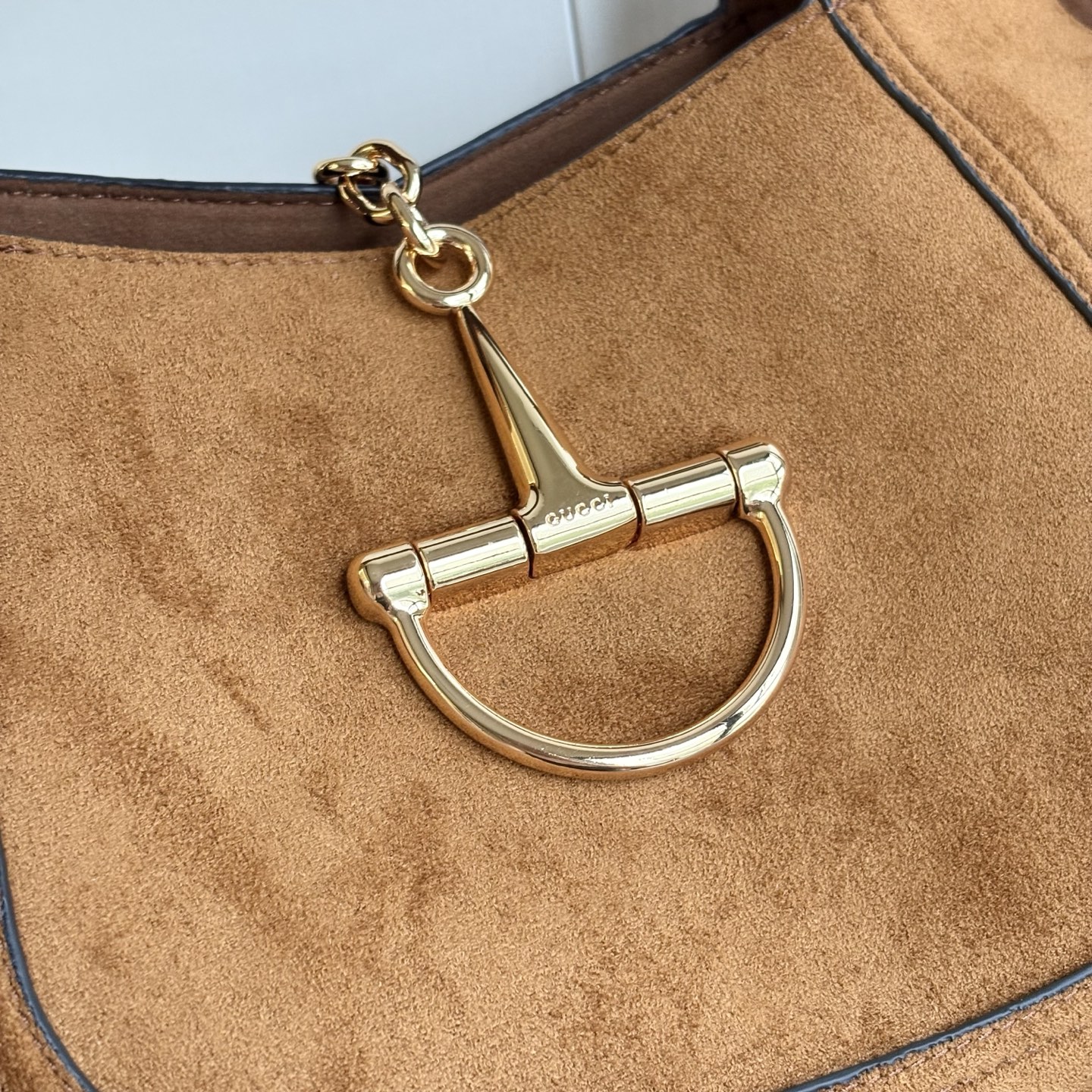 💰200包邮❗ Gucc1 Softbit系列大号半马衔扣造型中号手提包～款号837467棕磨砂🎈🎈🎈尺寸：27.5厘米（宽）x 21厘米（高）x 16厘米（深）📢📢📢